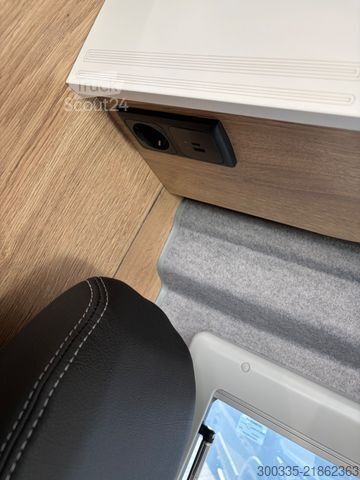 Obytný vůz CLEVER Runner 636 Automatik- Längsbetten - Mj. 2026