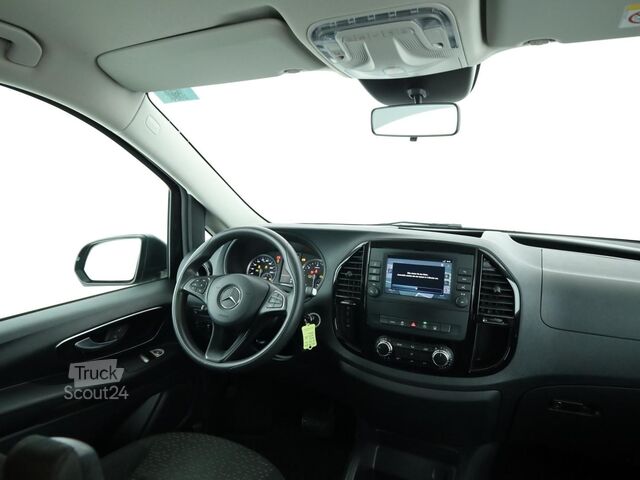 Kleinbus Mercedes-Benz Vito 119 CDI 4x4 Tourer SELECT Lang AHK AUT Kam.