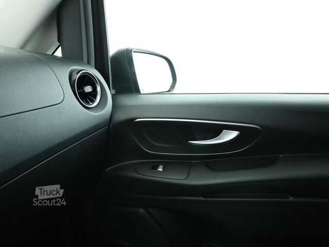 Kleinbus Mercedes-Benz Vito 119 CDI 4x4 Tourer SELECT Lang AHK AUT Kam.