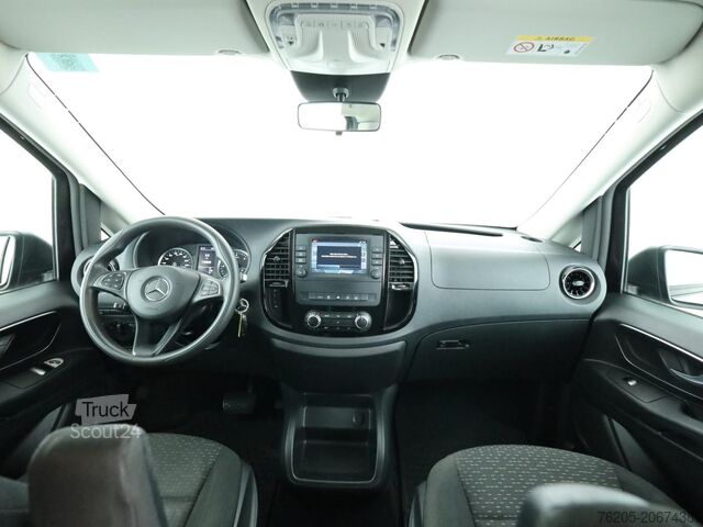 Kleinbus Mercedes-Benz Vito 119 CDI 4x4 Tourer SELECT Lang AHK AUT Kam.