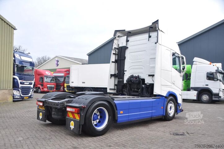 Standartinis-SZM Volvo FH 460 4x2 2023 iShift iParkCool VDS