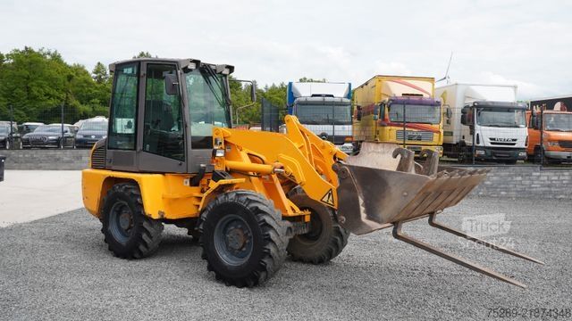 Chargeuse sur pneus AHLMANN AL100t Radlader Gabel Schaufel