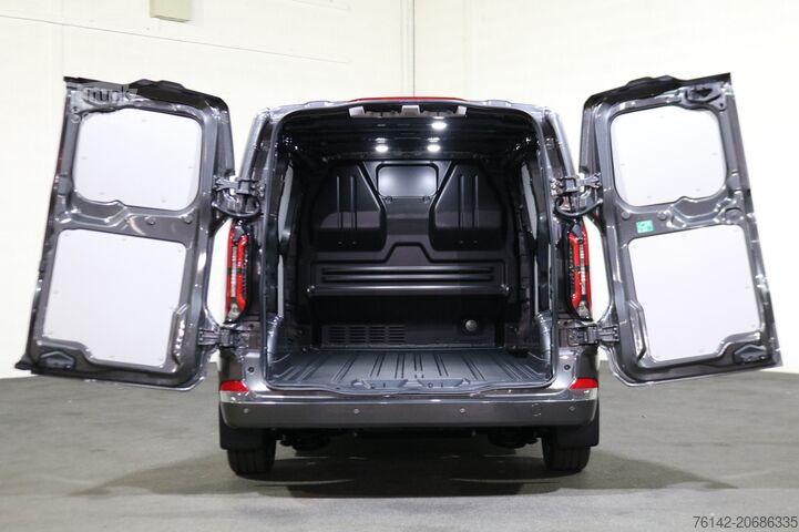 Fourgonnette Ford E-Transit Custom 340 L2 H1 Limited 65 kWh 218pk...