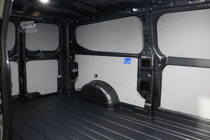 Fourgonnette Ford E-Transit Custom 340 L2 H1 Limited 65 kWh 218pk...