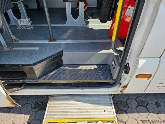 Reisebus MERCEDES-BENZ Transfer 45, Sprinter 516 CDI, hydr. Tür, 16+1