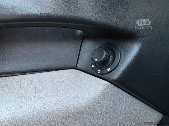 Camion scarrabile VOLVO FE 320 6x2/4 Abroller mit Cont. + Kran HMF 1820