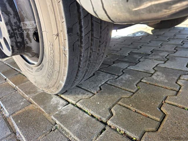 Samochód dostawczy z plandeką IVECO 80-220 Eurocargo, Gardine, Ladebordwand, 1.Hand