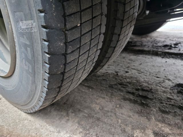 Фургон-шторник IVECO 80-220 Eurocargo, Gardine, ladebordwand