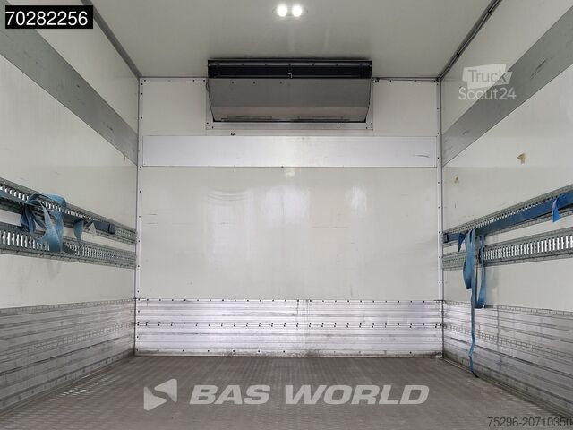 Refrigerated/freezer transport Mercedes Atego 1324 4X2 13tonner Thermo-King T-1200R Man...