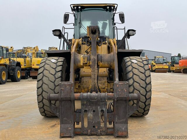 Колісний навантажувач Caterpillar 972MXE