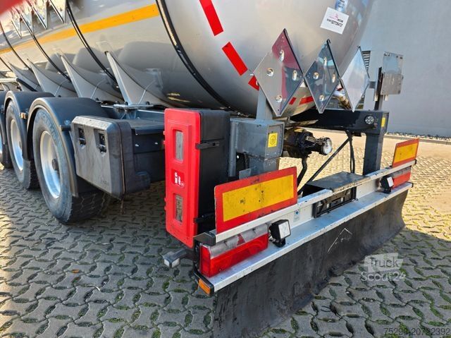 Tankoplegger KÄSSBOHRER STB / ADR Typ AT und FL / Lift / BITUMEN !!!!