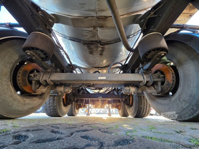 Tankoplegger KÄSSBOHRER STB / ADR Typ AT und FL / Lift / BITUMEN !!!!