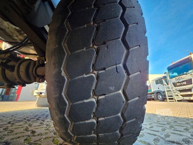 Tankoplegger KÄSSBOHRER STB / ADR Typ AT und FL / Lift / BITUMEN !!!!