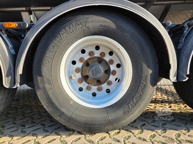 Tankoplegger KÄSSBOHRER STB / ADR Typ AT und FL / Lift / BITUMEN !!!!