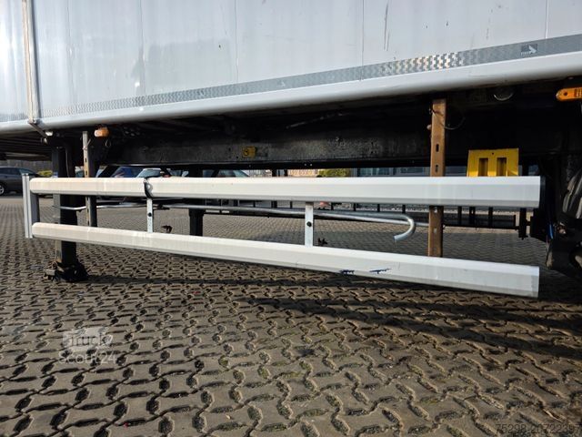 Auflieger mit Walkingfloor STAS S300ZX /ADR Typ EX II, FL, OX, AT / 2 Liftachsen