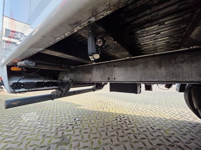 Auflieger mit Walkingfloor STAS S300ZX /ADR Typ EX II, FL, OX, AT / 2 Liftachsen