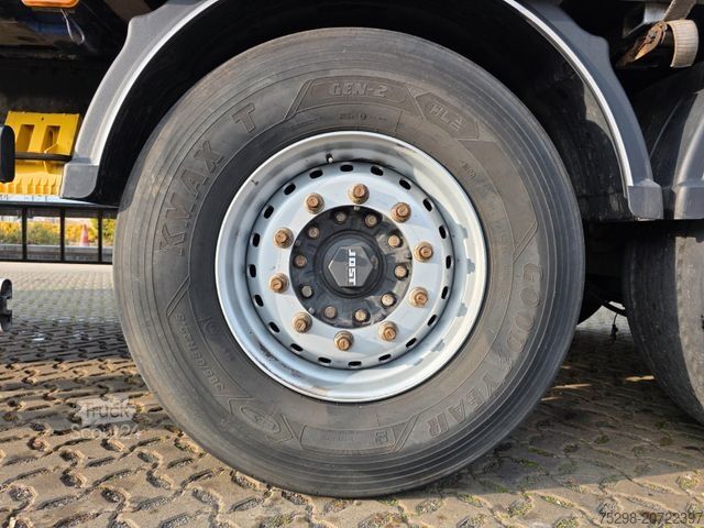 Auflieger mit Walkingfloor STAS S300ZX /ADR Typ EX II, FL, OX, AT / 2 Liftachsen