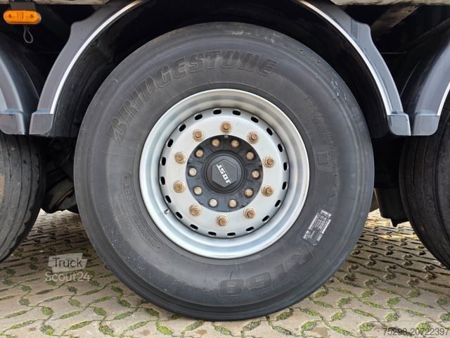 Auflieger mit Walkingfloor STAS S300ZX /ADR Typ EX II, FL, OX, AT / 2 Liftachsen