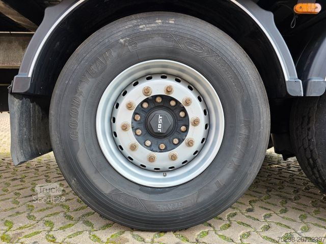 Auflieger mit Walkingfloor STAS S300ZX /ADR Typ EX II, FL, OX, AT / 2 Liftachsen