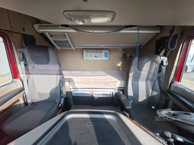 Volumen SZM DAF XF 105.460 / ZF Intarder / Standklimaanlage