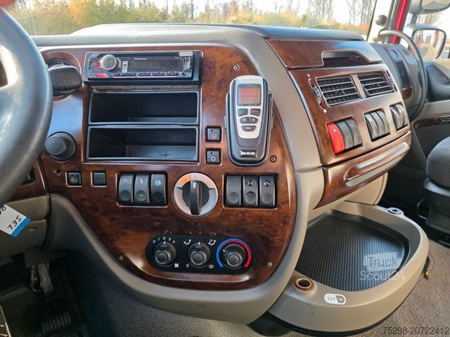 Volumen SZM DAF XF 105.460 / ZF Intarder / Standklimaanlage