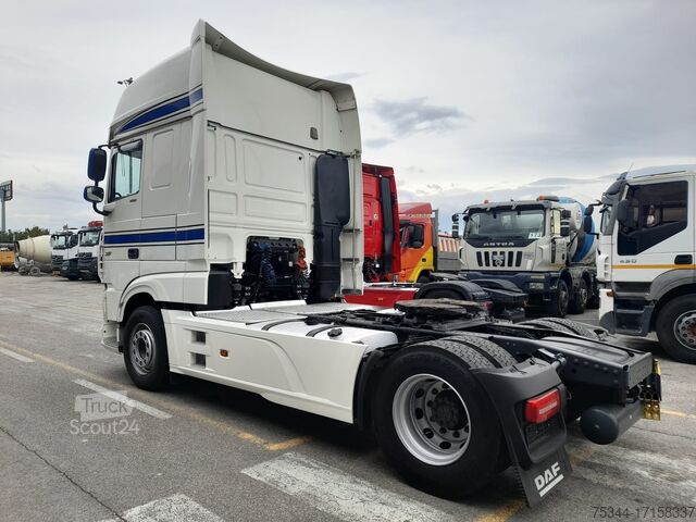 Standart traktör DAF XF 480