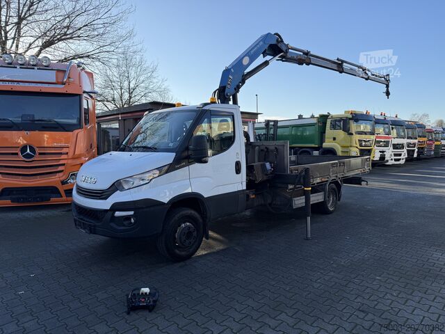 Pick-up varevogn Iveco Daily 70C17 HMF 635 Kran bis 11 Meter