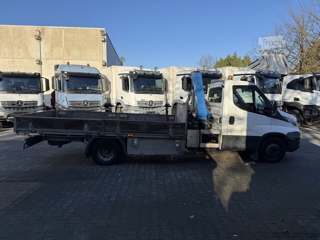 Pick-up varevogn Iveco Daily 70C17 HMF 635 Kran bis 11 Meter