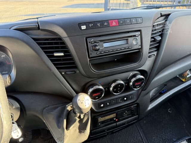 Pick-up varevogn Iveco Daily 70C17 HMF 635 Kran bis 11 Meter