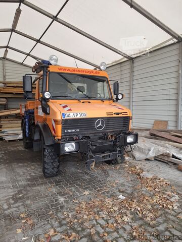 Unimog 1450 med kran Mercedes-Benz Unimog U