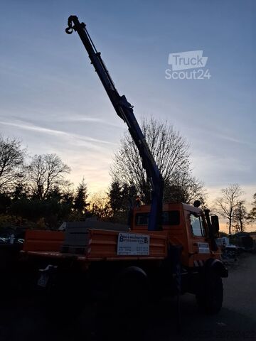 Unimog 1450 med kran Mercedes-Benz Unimog U