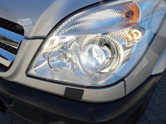 Microbuz Mercedes-Benz Sprinter 9-Sitzer/Xenon/Sthz/2x Klima