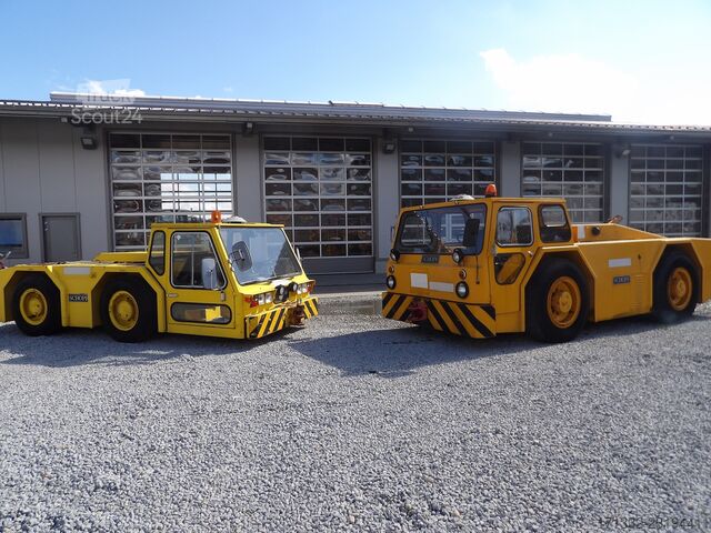 Autocamion cu destinație specială Schopf Goldhofer V8 PUSHBACK Airport Trucks bis 250 ton