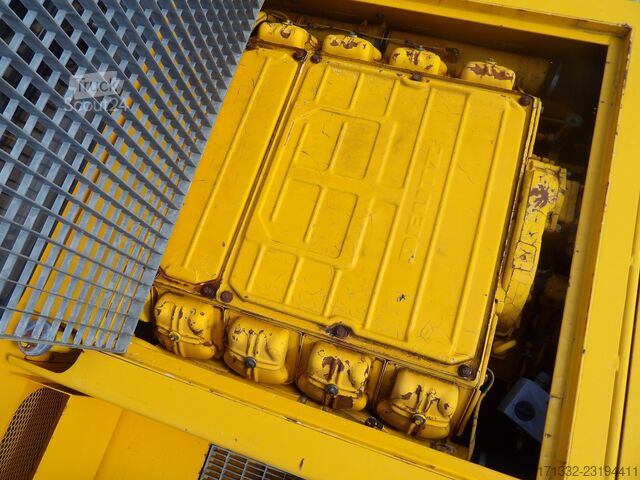 Autocamion cu destinație specială Schopf Goldhofer V8 PUSHBACK Airport Trucks bis 250 ton