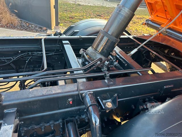 Grue montée sur camion MAN TGS 18.290 4x2 Kipper KRAN 12m FUNK AHK