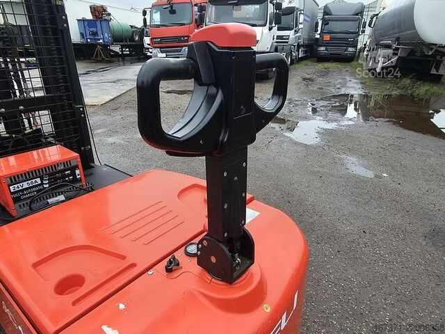 Vysokozdvižný vozík do úzkych uličiek HELI CDD 16 | ELECTRIC | 1600 KG.| HEIGHT 4.50 MTR |...