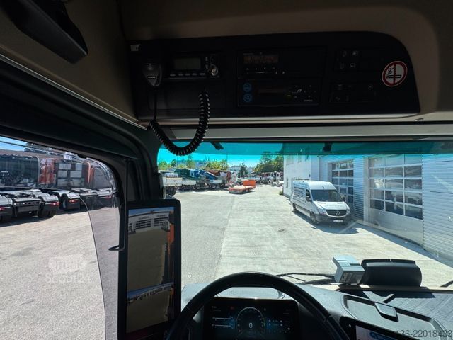 Кран, монтиран на камион MERCEDES-BENZ Arocs 3253 L 8x2/6 PK 78002 Ladekran