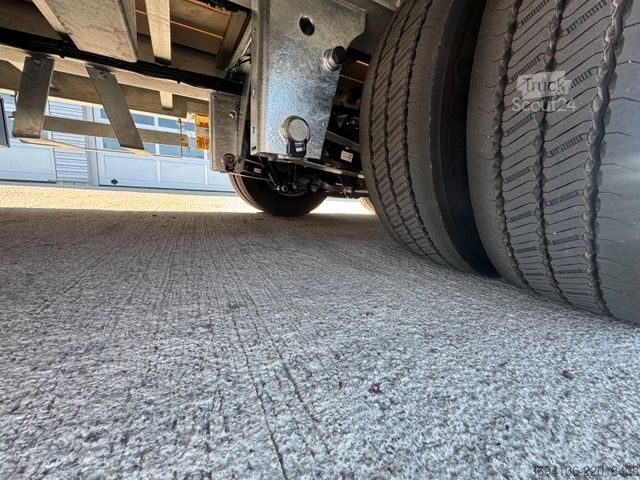 Remolque de plataforma baja MÜLLER-MITTELTAL T4PROFI 40,0 Gummibelag BPW