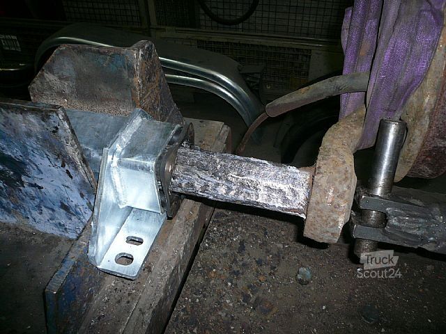 Viehanhänger Achsinstandsetzung Achsenreparatur