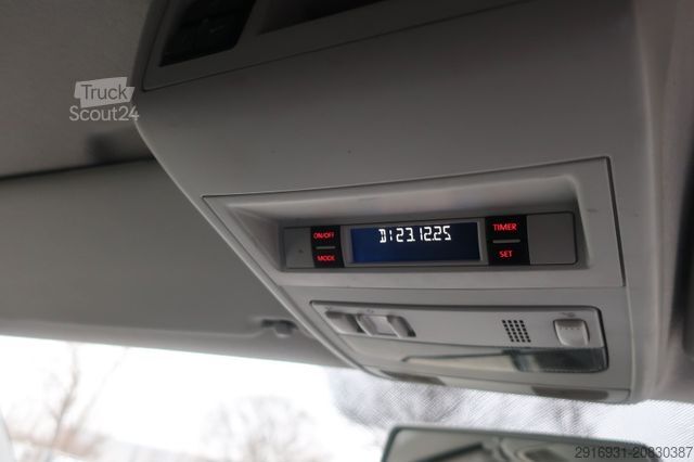 Furgon blaszak VOLKSWAGEN T5 Transporter Kasten/Klima/PDC/AHK/FN: 141