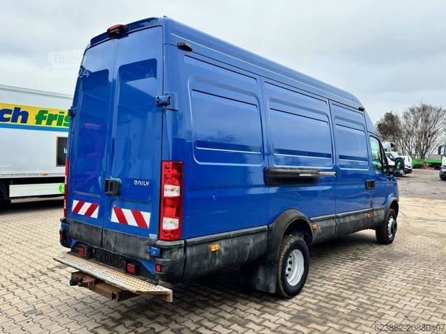 Furgon z wysokim dachem IVECO Daily 70C17 Regale*AHK*NL 3,8t*3Sitze*nur 185tkm