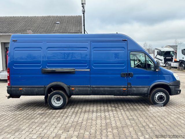 Furgon z wysokim dachem IVECO Daily 70C17 Regale*AHK*NL 3,8t*3Sitze*nur 185tkm