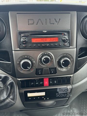 Furgon z wysokim dachem IVECO Daily 70C17 Regale*AHK*NL 3,8t*3Sitze*nur 185tkm