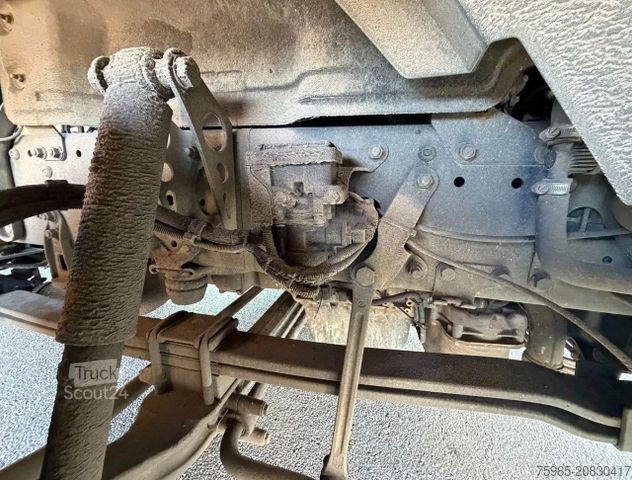 Standard tractor unit MAN TGX 26.440 TWINSTEER 851.000 KM TOP CONDITION HO