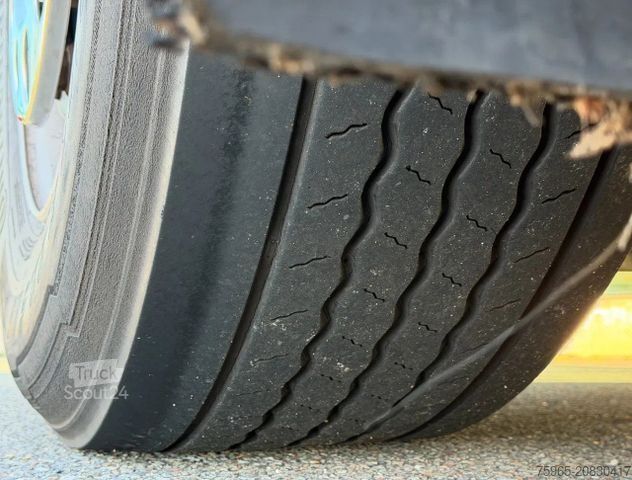 Standard tractor unit MAN TGX 26.440 TWINSTEER 851.000 KM TOP CONDITION HO