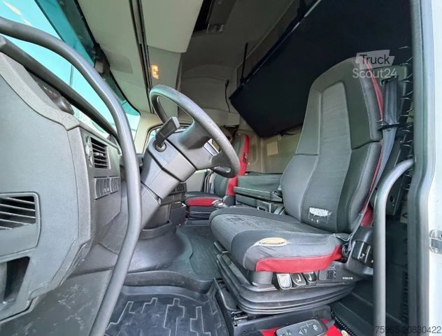 Standard tractor unit VOLVO FH 13.460 I-PARK COOL 2X TANKS SUPER CONDITION 2