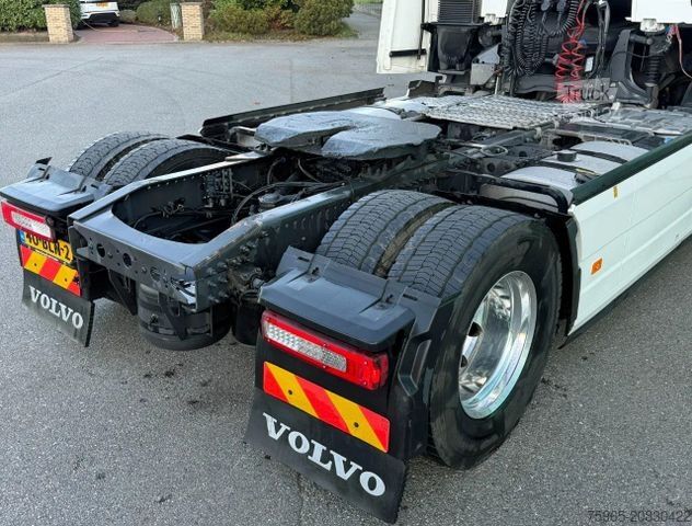 Standard tractor unit VOLVO FH 13.460 I-PARK COOL 2X TANKS SUPER CONDITION 2