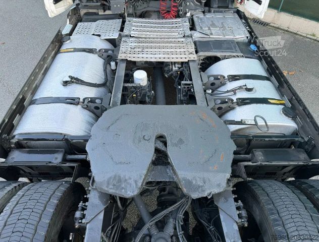 Standard tractor unit VOLVO FH 13.460 I-PARK COOL 2X TANKS SUPER CONDITION 2