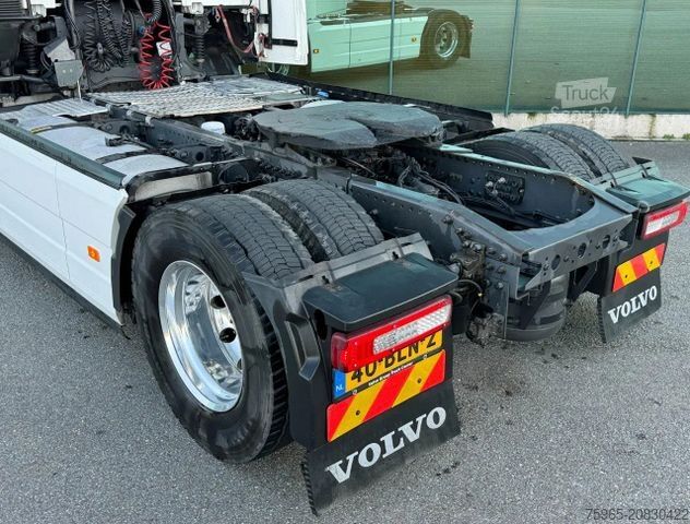 Standard tractor unit VOLVO FH 13.460 I-PARK COOL 2X TANKS SUPER CONDITION 2