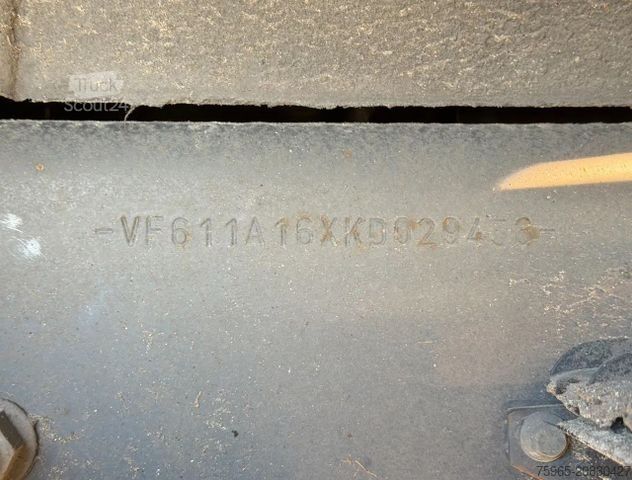 Vakio vetoauto RENAULT T460 EURO 6 ONLY 318.000 KM 2X TANKS TOP CONDITI